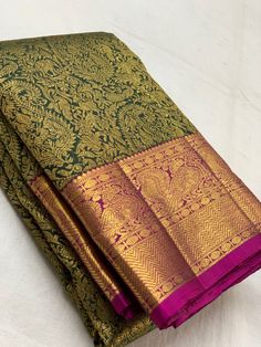 Green Silk Sarees Kanchipuram, Green South Indian Bridal Saree, South Indian Bridal Saree, Pearl Haram, Saree Shoot, Silk Sarees Kanchipuram, Kanchi Saree, Mehndi Function