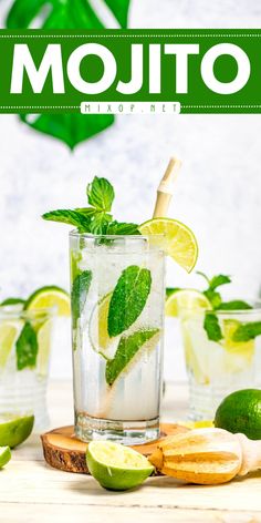 Learn how to make a Mojito for an alcoholic party drink! It's an easy game day drink. Tangy with fresh mint and a bubbly touch, this classic mojito recipe is the BEST. Save this pin and check out some variations you can try! Lime Mojito Recipe, Cuban Mojito, Classic Mojito, Mojito Mocktail, Mojito Cocktail, Cocktail List, Fruity Cocktails