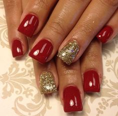 Christmas nails... The gold nail could be black sparkle to match my christmas eve outfit Red And Gold Nails, Inspiration Nails, Nails 2018, Red Christmas Nails, Sns Nails, Colorful Nail, Holiday Nail, Nails Christmas, Nails Red