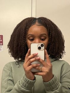 Type 4 Afro, Wash And Go Natural Hair Type 4 Hairstyles, Type 4 Natural Hair, Wash N Go Hairstyles, Healthy 4b Hair, Long 4a Natural Hair, Aesthetic 4c Hair, Type 4 Natural Hairstyles, 4c Curls