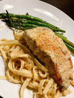 Salmon cooked in a cast iron skillet.
Alfredo homemade 
Mouth watering Cajun Salmon Alfredo, Salmon Alfredo, Cajun Salmon, Alfredo, Mouth Watering, Seafood, Spaghetti, Ethnic Recipes