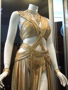 The story of Imhotep and Anck-su-Namun is a tragedy that disappeared … #fanfiction #Fanfiction #amreading #books #wattpad Dejah Thoris, Medieval Dress, Fantasy Costumes, Movie Costumes, Fantasy Clothing