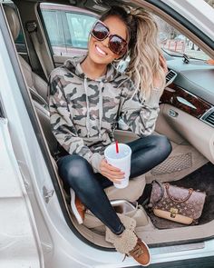 Ugg Refelt, Refelt Tasman, Blogger Street Style, Legging Outfits, Fashion Blogger Style, Cute Comfy Outfits, Mode Inspo, Casual Fall Outfits