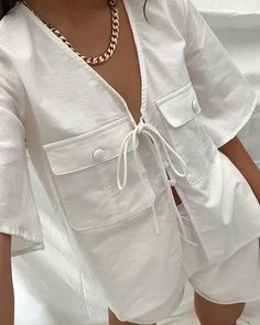 Cotton Outfit, Linen Fashion, Sabo Skirt, Mode Vintage, All White, Look Chic, Outfits Casuales, Fashion Details