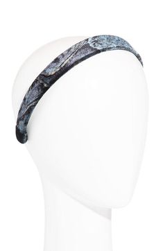 The L. Erickson USA 1" Ultracomfort Headband - Velvet is a fun and flirty hair accessory. This all day hold headband for women is wrapped in luxurious crushed velvet. Choose your color to add a pop of vibrance to your outfit. Wear it to work, the beach, target run, you name it! Have fun with your hair wardrobe with this accent piece!
This wide velvet headband is featured in solid colors and leopard print. Heighten the senses with this crushed velvet accessory!
Product Features:
- Handmade in the USA
- One size fits most
- Comfortable, easy styling solution
- Made of Velvet
- Dimensions: 1" wide
Please note that each L. Erickson USA product is handmade and made to order in Washington State. This can add 1-3 days to the orders shipping time. Headband Velvet, Detergent Brands, Velvet Accessories, Target Run, Hair Accessories Ponytail, Bobby Pin Hairstyles, Silk Headband, Headband For Women, Padded Headband