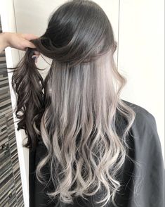 Peek A Boo Hair Color For Brunettes, Brown Hair Underneath, Blonde Underneath Hair, Trending Hair Color, Under Hair Dye, Under Hair Color, Purple Blonde, Hair Dyed Underneath, Dyed Hairstyles