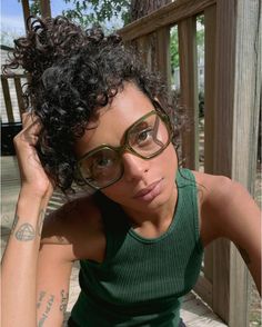 Green Glasses Frames, Jimmy Fairly, Lemonade Braids Hairstyles, Crystal Bead Jewelry, Cool Glasses, Cute Glasses