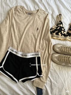 Pajama Fashion, Cute Lazy Day Outfits, Swaggy Outfits, Really Cute Outfits, Casual Style Outfits, Lookbook Outfits, Teen Fashion Outfits, Dream Clothes