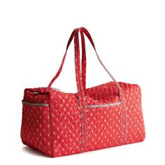 Designed for the modern explorer, this spacious duffel offers ample storage space coupled with stylish details, making it the perfect companion for all your travels Vera Bradley Duffle Bag, Travel Duffel Bag, Backpack Lunch Bag, Vera Bradley Purses, Belt Purse, Travel Duffel, Duffel Bag Travel, Orange And Pink, Toiletry Bag Travel