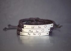 3 Sisters Bracelet Set - Big Sis, Mid Sis, Lil Sis - 3 Sisters Jewelry Set of Three Bracelets is the perfect sister gift to show your bond to your sisters. This listing is for a set of 3 bracelets.   We can engrave "Big Sis" & "Mid Sis" & "Lil Sis" as pictured... Or "Sisters" or "Sister" on your choice of skinn Sisters Bracelet, Big Sister Bracelet, Pear Shaped Diamond Necklace, Sisters Jewelry, Perfect Sisters, Bracelet Quotes, Diamond Choker Necklace, Sister Bracelet, 3 Sisters