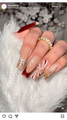 Christmas Nails Medium Coffin, Gold Christmas Nails Designs, Christmas Nail Designs Coffin, Christmas Coffin Acrylic Nails, Acrylic Nails Christmas Winter, Christmas Birthday Nails, Red New Years Nails, December Nails Acrylic Christmas, Christmas Nails Coffin Shape