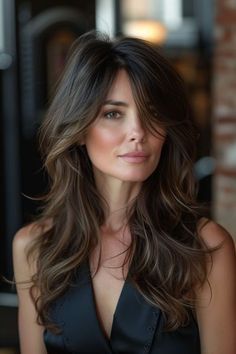 Hairstyles for Special Occasions: Dress Up in Style Hide Widows Peak Women, Winter Brunette, Rambut Brunette, Hair Upstyles, Fall Color, Long Hair Cuts, Brunette Hair