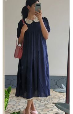 Frock New Model, Hakoba Maxi Dress, Modern Frock Design, Simple Kurti Ideas, Trendy Kurta Designs For Women, Modern Churidar Designs, Chiffon Frock Design, Simple Frocks Cotton, Simple Kurta Designs Cotton