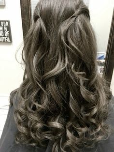 Winter Formal Hair, Keeping 13, Venus Of Willendorf, Highlights Brown Hair, Hair Braiding, Chic Hairstyles, Hair Braids, Light Brown Hair, Aesthetic Hair