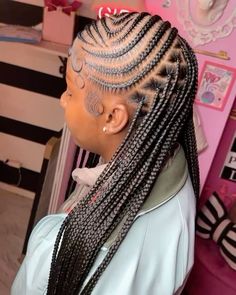 Knotless Box Braids With Cornrows, Braid Hairstyles For Black Women Short, Trending Braided Hairstyles 2024, Lemonade Braids In Front Knotless In Back, Side Cornrows Braids For Black Women, Braids In The Front Knotless In The Back, Half Lemonade Braids Half Knotless, Half Up Half Down Cornrows, Half Lemonade Braids Half Box Braids