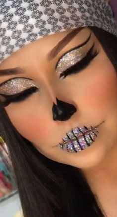 Glitter Halloween Makeup, Catrina Makeup, Beautiful Halloween Makeup, Glitter Bar, Holloween Makeup, Cute Halloween Makeup, Halloween Makeup Diy, Halloween Beauty