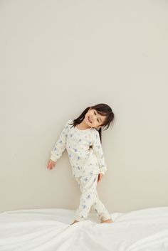 Pajama sets come with ultra-soft organic cotton, with a long-sleeve top and bottom. Two snap buttons at the front for easy pulling on. Featuring a neutral pattern print. The essential comfy and healthy apparel for kids to wear at home. -Made of 100% GOTS-Certified organic cotton -Color: Blueberry Pajamas Photoshoot, Kids Bedtime Routine, Christmas Gift For Kids, Sleep Time, Kids Bedtime, Toddler Pajamas, Romper And Jacket, Garden Print, Kids Set