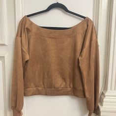 Cynthia Rowley Size S Tan Suede Oversized / Relaxed Fit Off The Shoulder Blouse, Drop Shoulder Balletcore Or Western 80s-Style Brand New, Never Worn In Perfect Condition No Tags Because There Were Never Any Tags, I Think This Is Possibly A Sample One Of A Kind Item. Only Has Brand + Size Tag (Pictured), No Fabric Tags Inside. Approx 16” Center Front Neckline To Bottom Hem, Designed To Be Worn Off Shoulder Or One Shoulder (Wide Neck, Drop-Shoulder Design), 37” Around At Bottom Hem, Loose Fit Slee Fall Off-shoulder Blouse With Blouson Sleeves, Fall Blouse With Blouson Sleeves And Off-shoulder Design, Off-shoulder Blouse With Blouson Sleeves For Fall, Off-shoulder Blouse For Fall, Chic Oversized Boat Neck Top, Casual Off-shoulder Blouse With Blouson Sleeves, Fall Batwing Sleeve Blouse For Day Out, Beige Off-shoulder Tops For Fall, Brown Off-shoulder Tops For Fall