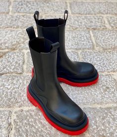 Descendants Fashion, Toralei Stripe, Puffer Boots, Red Rain, Preppy Shoes, All Nike Shoes, Casual Outfits For Teens, Rain Shoes