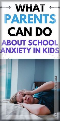 School anxiety is horrible for both children and parents. But how can you help your child to deal with it and feel better at school? In this guide we share tips on dealing with school anxiety. New Classroom, School Help, Can You Help, Deal With It, Homework Help, Home Learning, New Teachers