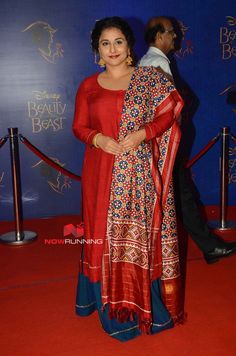 Picture 4 of Vidya Balan Ramya Krishnan, Net Design, Blouse Ideas, Salwar Designs, Frock Dress, Yellow Saree