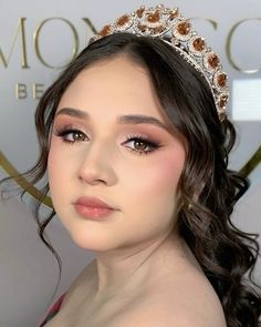 Maquillaje buchifresa, makeup girly looks, buchona, buchifresa makeup, girly, pink, fresa, makeup, eyeliner, eyeshadow, eyelashes, makeup buchifresa de día, makeup looks, inspos. IG:@monaco_mua Sweet 16 Makeup Pink, Quince Makeup Pink Natural, Pink Xv Makeup, Light Quince Makeup, Rose Gold Quince Makeup, Quinceañera Makeup Ideas Natural, Makeup Looks Quinceanera, Quince Makeup Natural, Simple Quince Makeup