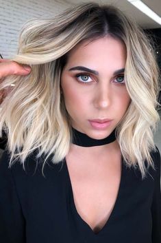 Blonde Blended Roots, Blended Roots Blonde, Shadow Root Hair, Shadow Roots Hair, Root Shadow, Kort Bob, Blonde Hair With Roots, Blond Ombre, Balayage Bob