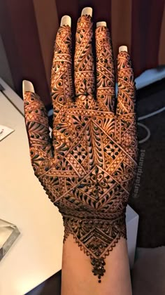 Henna design on my hand for inspiration Bridal Mehndi Designs Mandalas, Moroccan Mehendi Designs, Fessi Henna Design, Moroccan Bridal Henna, Moroccan Mehndi Design, Moroccan Henna Designs, Fessi Henna, Arabian Mehndi Design, Traditional Henna Designs