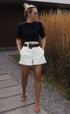 00s Mode, Look Con Short, Classy Summer Outfits, Outfit Trends, Ținută Casual, Outfits Verano, Looks Chic, Summer Fashion Outfits