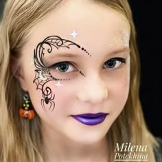 Halloween Makeup Work, Simple Halloween Face Painting, Witch Make Up Kid, Cute Halloween Face Paint, Girls Witch Face Paint, Spider Halloween Face Paint