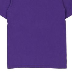 Description:Vintage purple Champion t-shirt, fits small.GENDER: mens CONDITION: good - mark on front as shown.STYLE: t-shirtERA: 1990sCOLOUR: purpleFABRIC: cotton Purple Short Sleeve T-shirt For Streetwear, Basic Purple Short Sleeve T-shirt, Lavender Crew Neck T-shirt For Streetwear, Purple Short Sleeve 90s Tops, 90s Style Purple Short Sleeve Tops, Basic Purple Crew Neck T-shirt, Purple Short Sleeve 90s T-shirt, 90s Style Purple Short Sleeve T-shirt, Vintage Purple