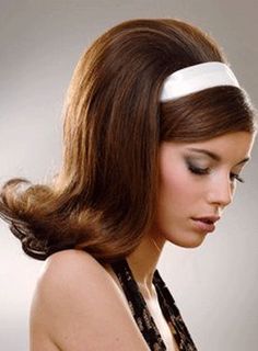 60s Costume Ideas on Pinterest | 1960s Fashion, 60s Party and ... 50s Hairstyles For Long Hair Ponytail, Long Hair Ponytail, 70s Hair, Old Hairstyles, Hair Flip, Penteado Cabelo Curto