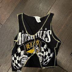 Vintage Motorcycle Black Tank Size Small Never Worn Vintage Motorcycle, Black Tank, Black And Tan, Vintage Black, Shopping Outfit, Womens Sizes, Womens Tops, Tank Tops, Women Shopping