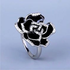 New Sterling Silver 925 Stamped Lab Created Onyx And White Sapphires Cool Jewelry Unique, Black Magic Roses, White Rings, Cool Jewelry, Retro Mode, Enamel Ring, Black Flowers, Black Flower, Enamel Flower