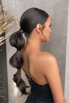 Voluminous Bubbles Ponytail Beautiful Ponytail Hairstyles, Beautiful Ponytail, Simple Braids, Elegant Ponytail, Bubble Ponytail, Peinados Fáciles Para Cabello Corto, Ponytail Styles, Formal Hairstyles, Wedding Hair And Makeup