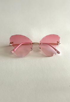 This listing is for girls 5 and up - Pink Gradient  - Butterfly Shape - Metal Frame (Gold) - Wipe Clean Only  -Sunglass Pouch Included  ALL SALES ARE FINAL  Thank you for shopping with us! Jelly Purse, Pink Passion, Pink Gradient, Pink Sunglasses, Girl With Sunglasses, Metal Sunglasses, Butterfly Shape, Pink Butterfly, Sunglass Frames