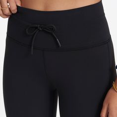 A brand-new perspective on leggings, the Daily Leggings are pulling out all the stops. Featuring a high waist, drawstring tie, an upgraded no-slip fit, 7/8 length and cuffed ankles, there’s no mistake in the name—you’ll want to wear these daily. Also check out our Daily Pocket Legging with side pockets. | Vuori Daily Legging | Black | Medium Vuori makes premium performance apparel inspired by the active Coastal California lifestyle; an integration of fitness, surf, sport, and art. Breaking down Coastal California, California Lifestyle, Extraordinary Life, Everyday Activities, Pocket Leggings, Performance Outfit, New Perspective, Black Media, S Models