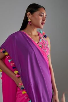 Pink and purple pre-draped pant saree in ombre pattern and tassel detail. Comes with matching floral thread embroidered, scalloped hem blouse. - Aza Fashions Pant Saree, Dhoti Saree, Payal Singhal, Drape Pants, Drape Saree, Hem Blouse, Pink Saree, Scalloped Hem, Embroidered Blouse