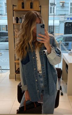 Normcore Fashion, Reign Fashion, Ny Outfits, Denim Street Style, Looks Jeans, Winter Fashion Outfits Casual, Effortless Outfit, Fall Fashion Outfits