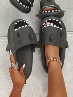 Shark Shoes, Shower Slippers, Shark Slippers, Shark Design, Shower Shoes, Fashion Slides, Shoes Outfit Fashion, Cute Slippers, Women Slides