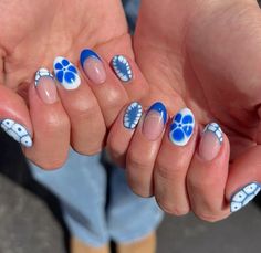 Cute Nails Blue And White, Mama Mia Nails, Mamma Mia Nails, Utah Nails, Hippie Nails, Casual Nails