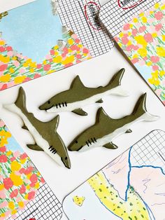 Ceramic Shark Magnet, fish magnet, grey shark gift for her, shark art, shark wall decor, birthday gift for him, fridge magnet, clay shark