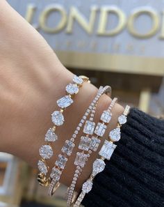 Gold Bracelets Stacked, Diamond Bracelet Design, Instagram London, Expensive Jewelry Luxury, Diamond Jewelry Designs, Love Travel, Pretty Jewelry, Expensive Jewelry, Fancy Jewelry