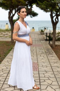 4026-2053 Andromachi Greek ancient dress, all cotton one size fits all. White color. Suitable for all types of bodies, sizes 2 up to sizes 16, american sizes. The length of the dress is 1.35 cm. Easy to wash, laundry 30 degree celcius, soft dry, no iron. To view full collection, visit our Instagram page @ancientclothing.plaka.athens. Don't hesitate to contact me if you have any questions. Greek Inspired Dress, Ancient Dress, Inspired Dress, Size 16, Size 2, One Size Fits All, Size 10, To My Daughter, Halloween Party