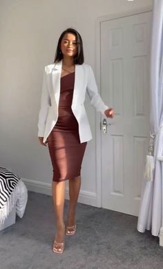 Corporate Attire Women Dress, Baddie Business Outfits, Outfit Colour Combinations, Baddie Business, Graduation Outfits For Women, Church Fits