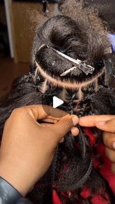 StyledByDebz on Instagram: "Save this post and thank me later 🥰 I’ve been using this hack for the past 3-4 years and it never fails me‼️

#chicagohairstylist #explorepage #explorepage✨ #chicagobraider #chicagoknotlessbraids #knotlessbraidstutorial #knotlessbraidhacks #knotlessbraidschicago #knotlessbraids" Bantu Knot Hairstyles, Hello Kitty Room Decor, Good Night Love Messages, Hello Kitty Rooms, Bantu Knots, Braid Tutorial, Thank Me Later, Natural Hair Braids, Easy Braids