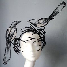 Headpiece Diy, Luxury Hats, Smink Inspiration, Hat Ideas, Fancy Hats, Fascinator Hats, Fantasy Fashion, Headdress