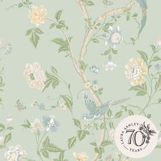 a wallpaper with flowers and birds on it