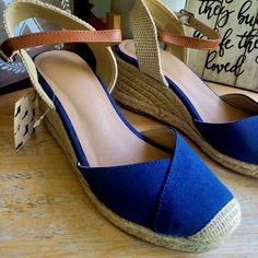 Gorgeous Closed Toe Ankle Strap Closure Espadrille Wedges Size 7.5 #P663 Blue Fabric Sandals With Round Toe, Blue Fabric Round Toe Sandals, Blue Fabric Sandals For Spring, Casual Blue Fabric Sandals, Dior Espadrilles, Lace Up Wedge Sandals, Tan Espadrilles, Chanel Espadrilles, Espadrilles Shoes