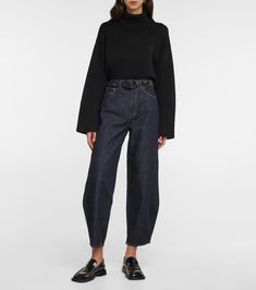 High-rise barrel-leg jeans Mom Jeans With Boots, Toteme Jeans, Jeans With Boots, Barrel Leg Jeans, Barrel Jeans, Denim Texture, Jean Color, High Waist Fashion, Roger Vivier